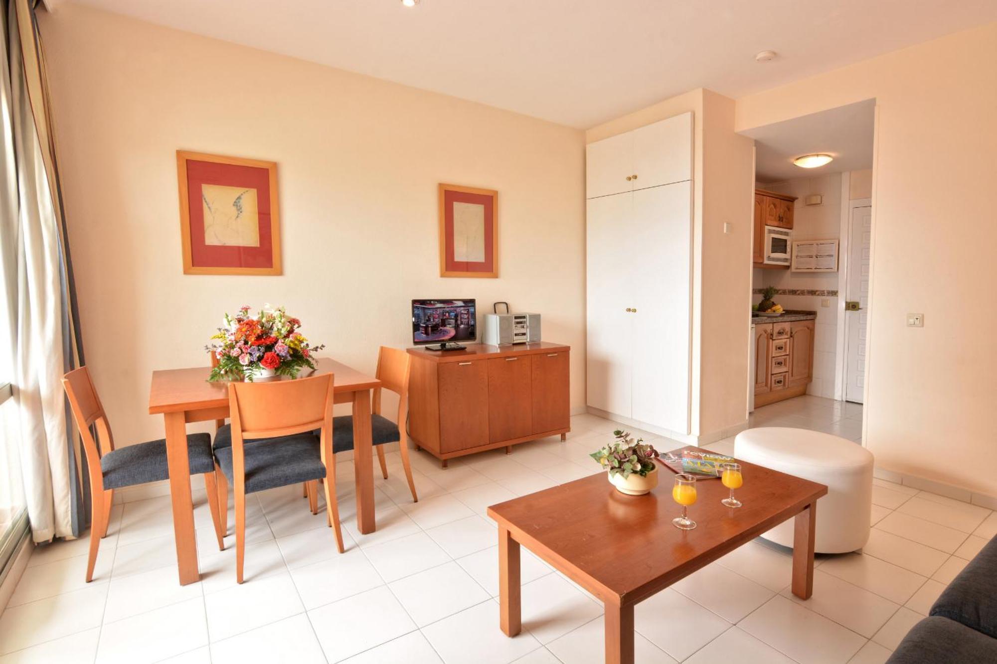 Benalbeach Premium Apartments By Alfresco Stays Benalmadena Bagian luar foto