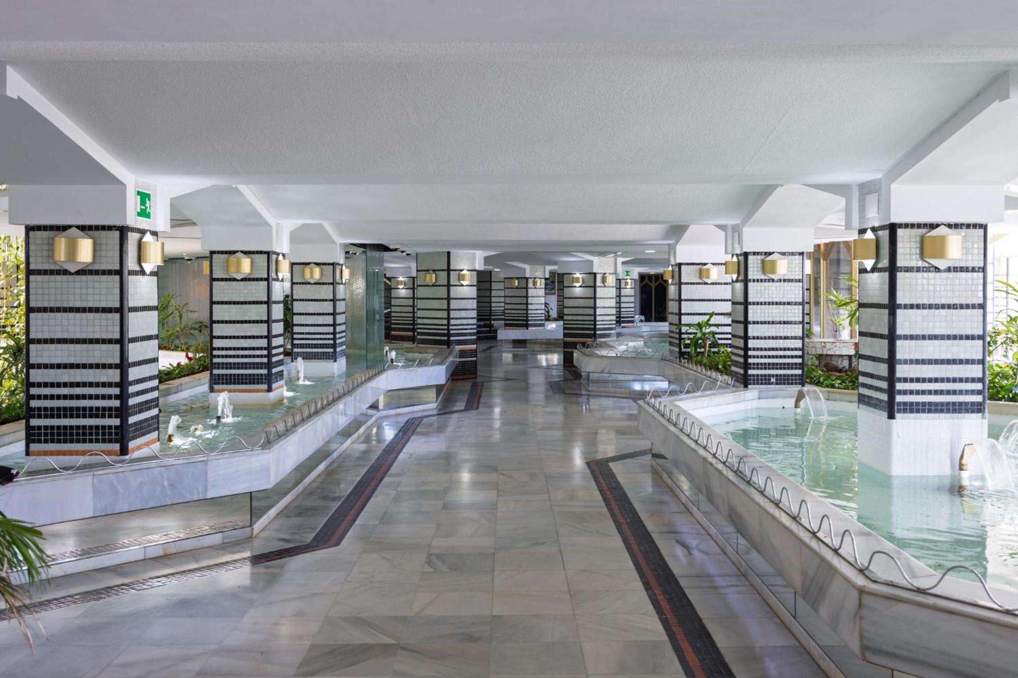 Benalbeach Premium Apartments By Alfresco Stays Benalmadena Bagian luar foto