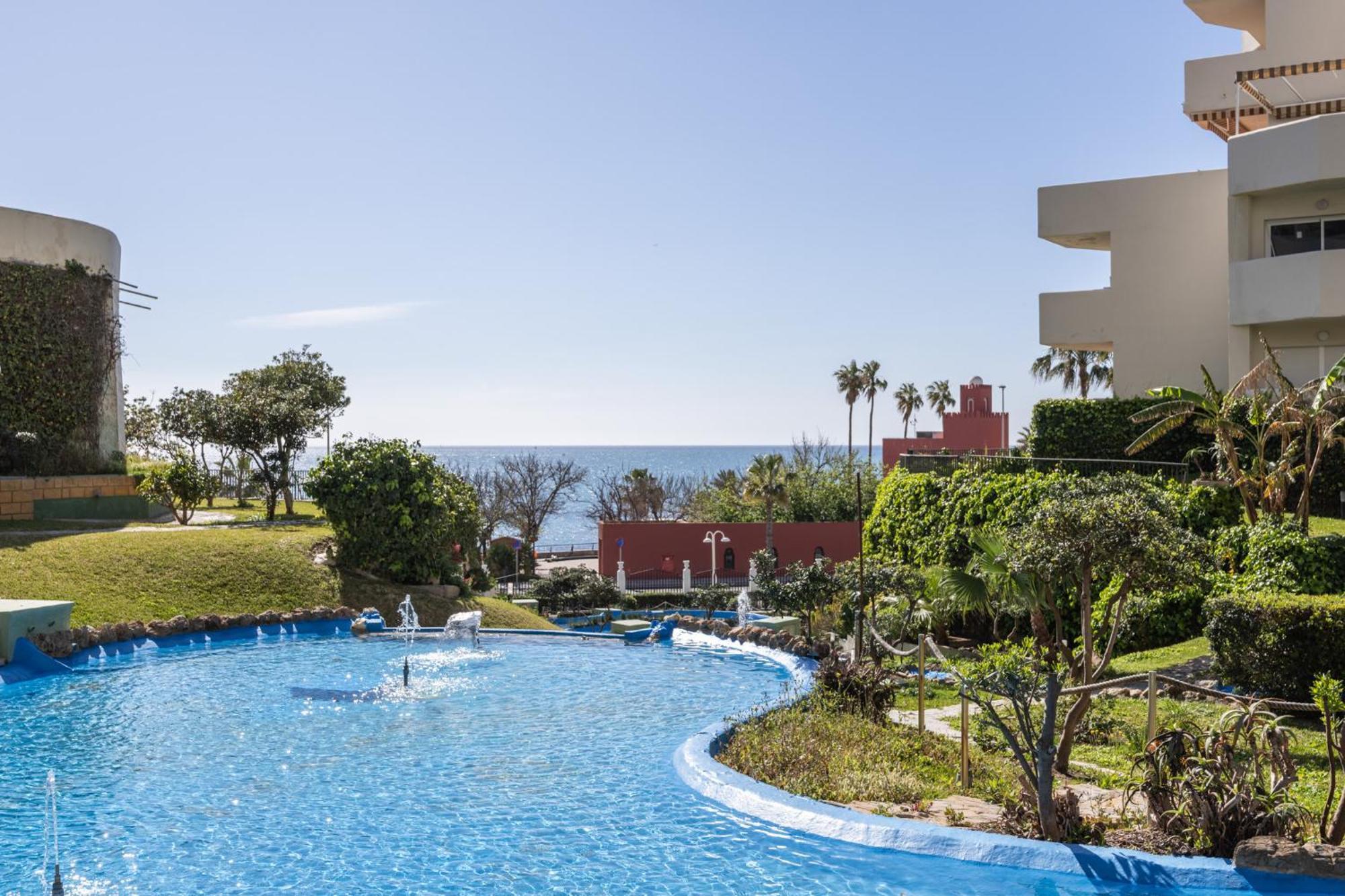 Benalbeach Premium Apartments By Alfresco Stays Benalmadena Bagian luar foto