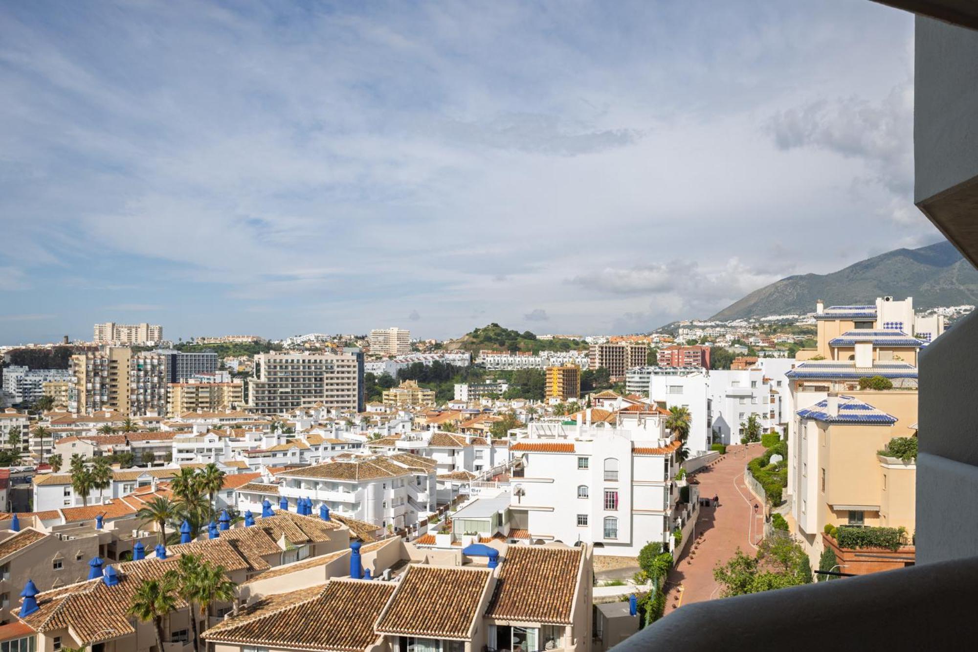 Benalbeach Premium Apartments By Alfresco Stays Benalmadena Bagian luar foto