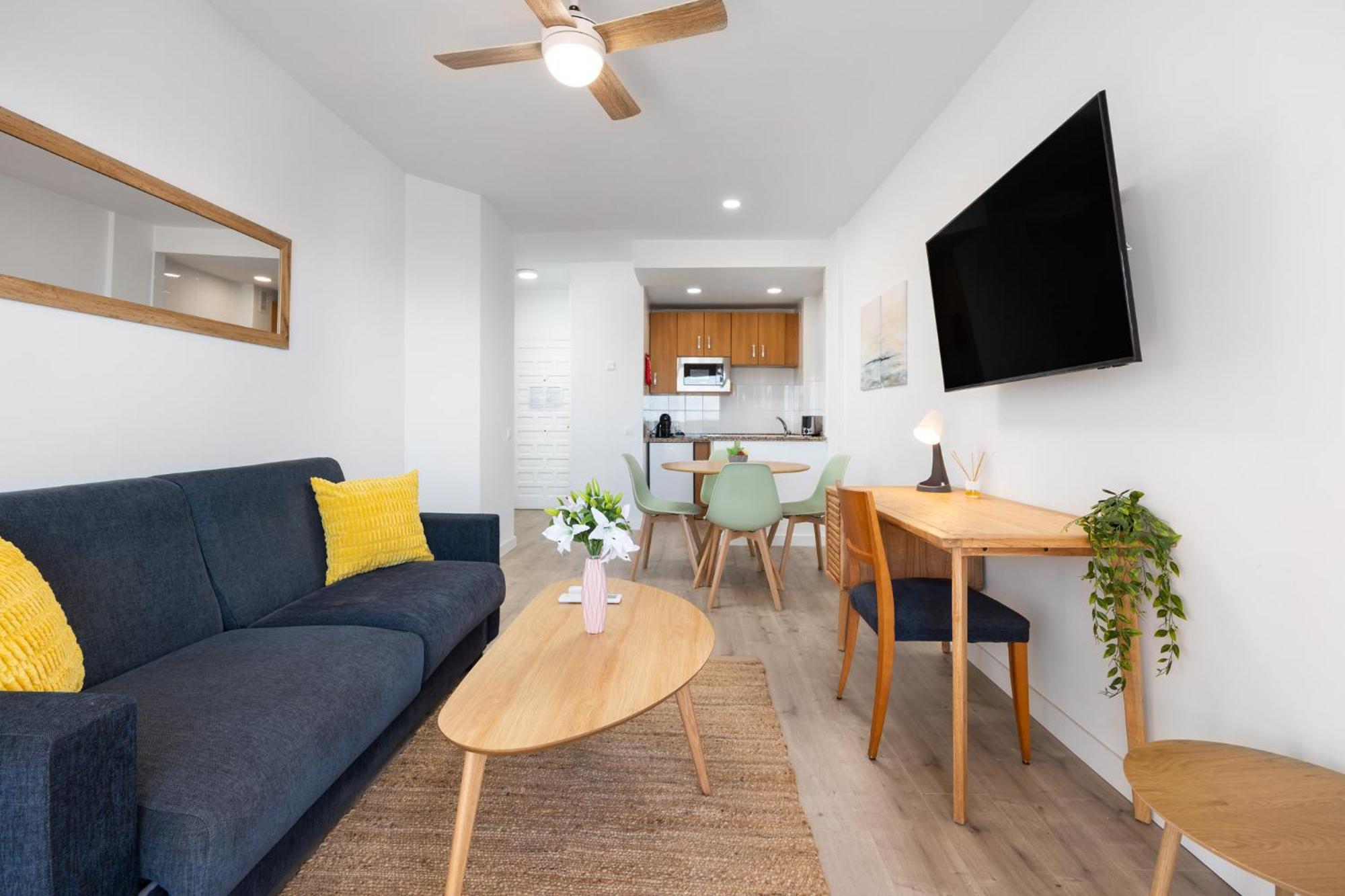 Benalbeach Premium Apartments By Alfresco Stays Benalmadena Bagian luar foto
