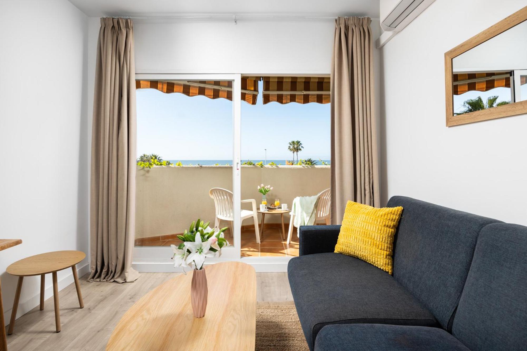 Benalbeach Premium Apartments By Alfresco Stays Benalmadena Bagian luar foto